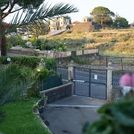 Up&b Catania Bed & Breakfast